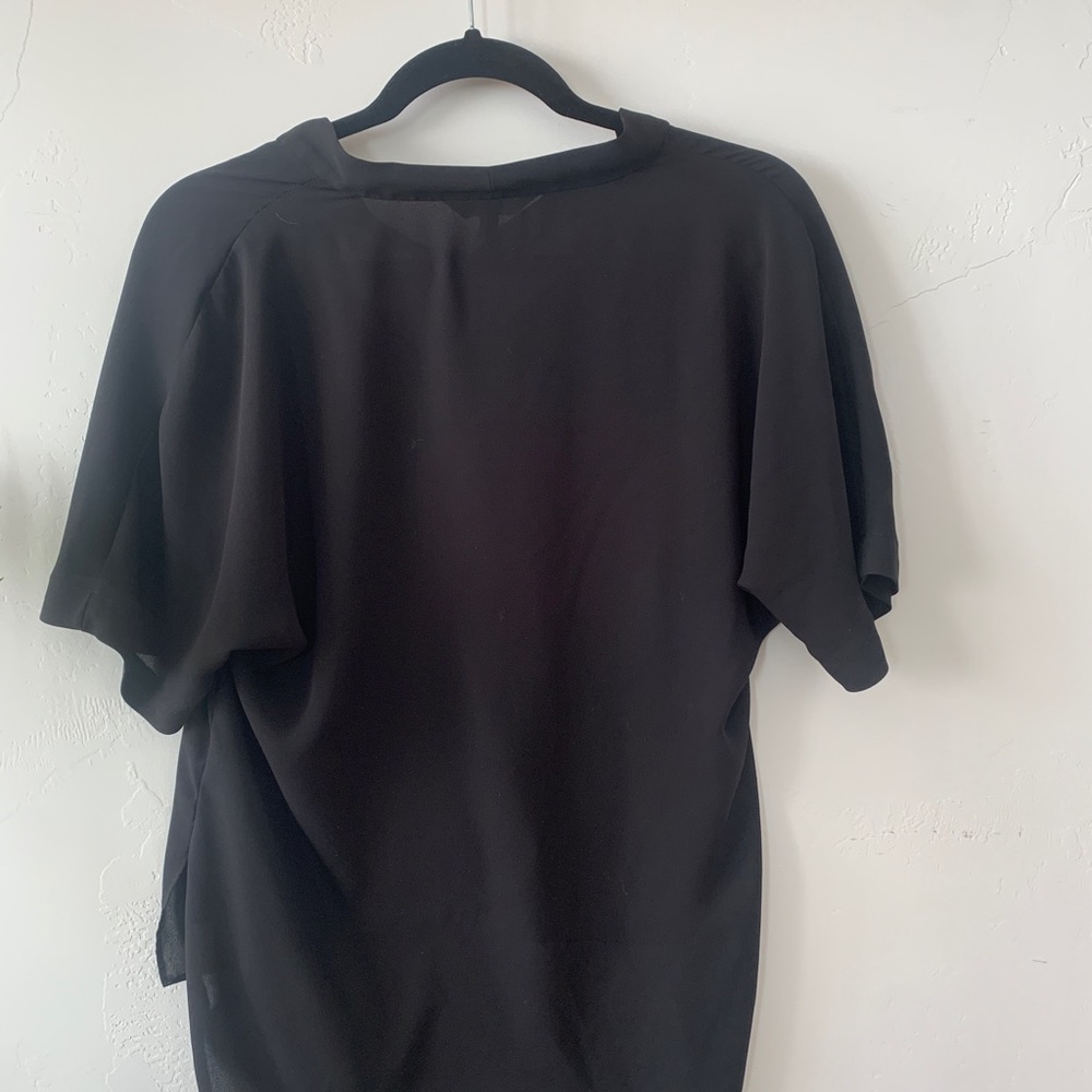Express Blouse - Picture 3 of 4